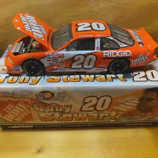 /img/52403-dirt-track-diecast-cars.webp