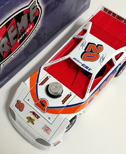 52403 tony stewart fan with diecast