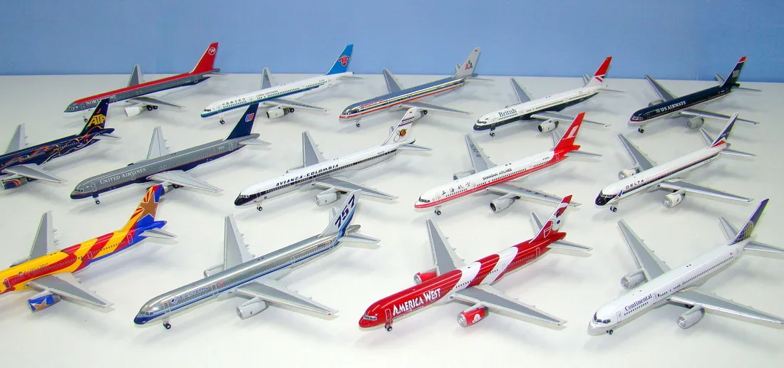 52404 diecast scale comparison