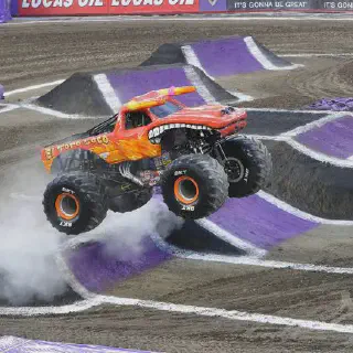 /img/52406-monster-jam-diecast-value.webp