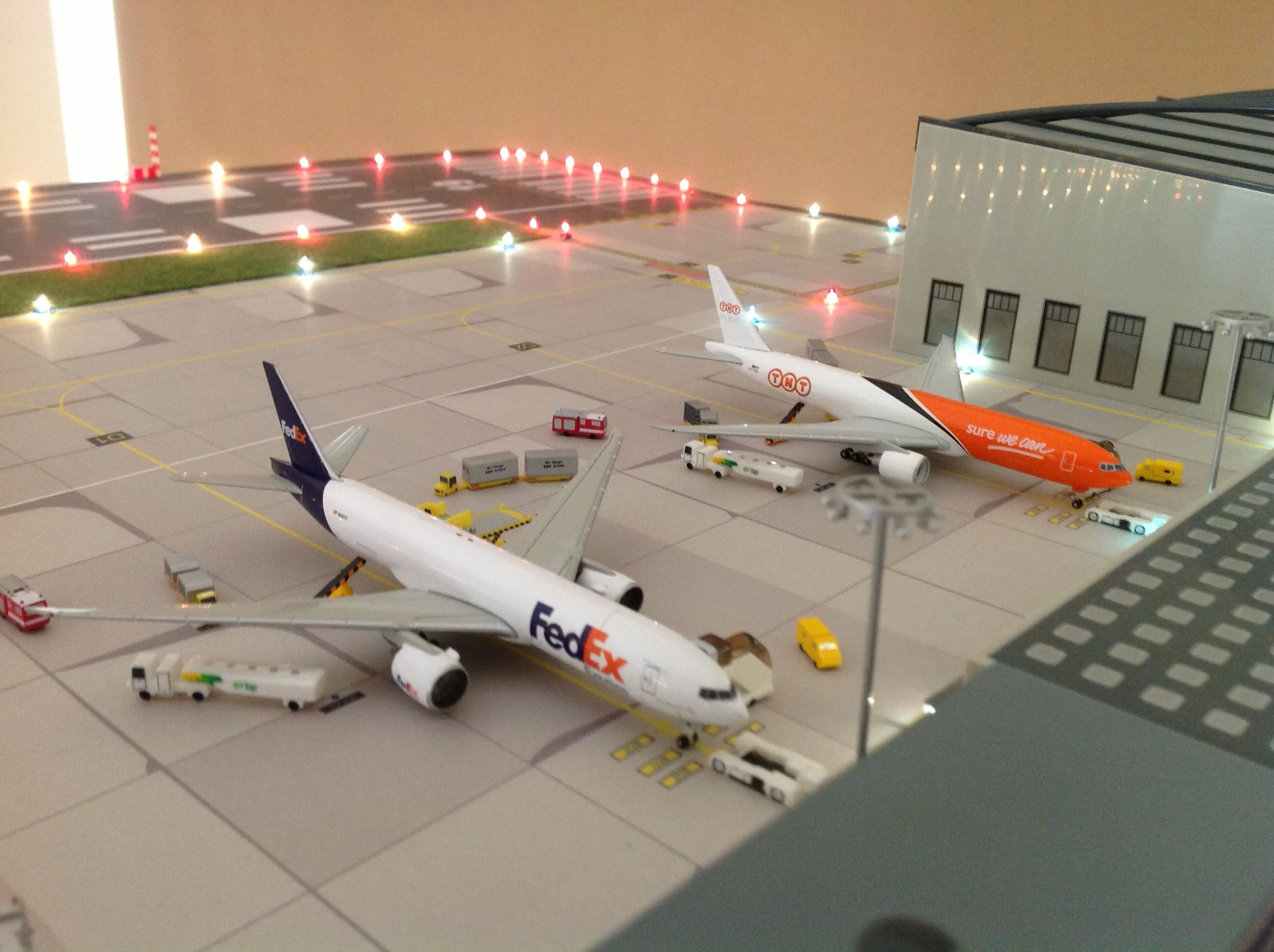 52411 diecast aircraft scale