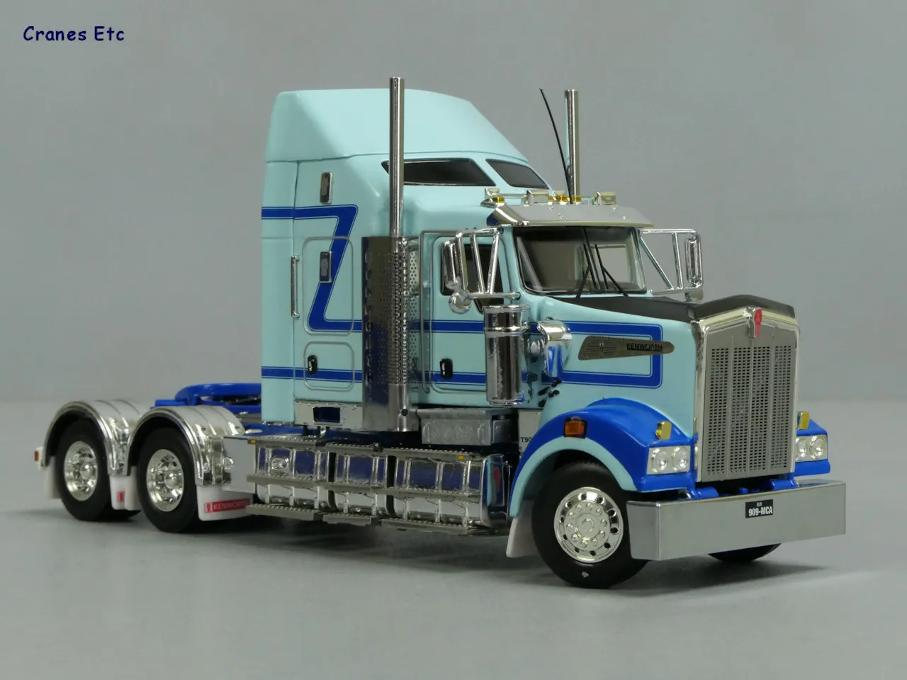 52429 diecast model scale comparison