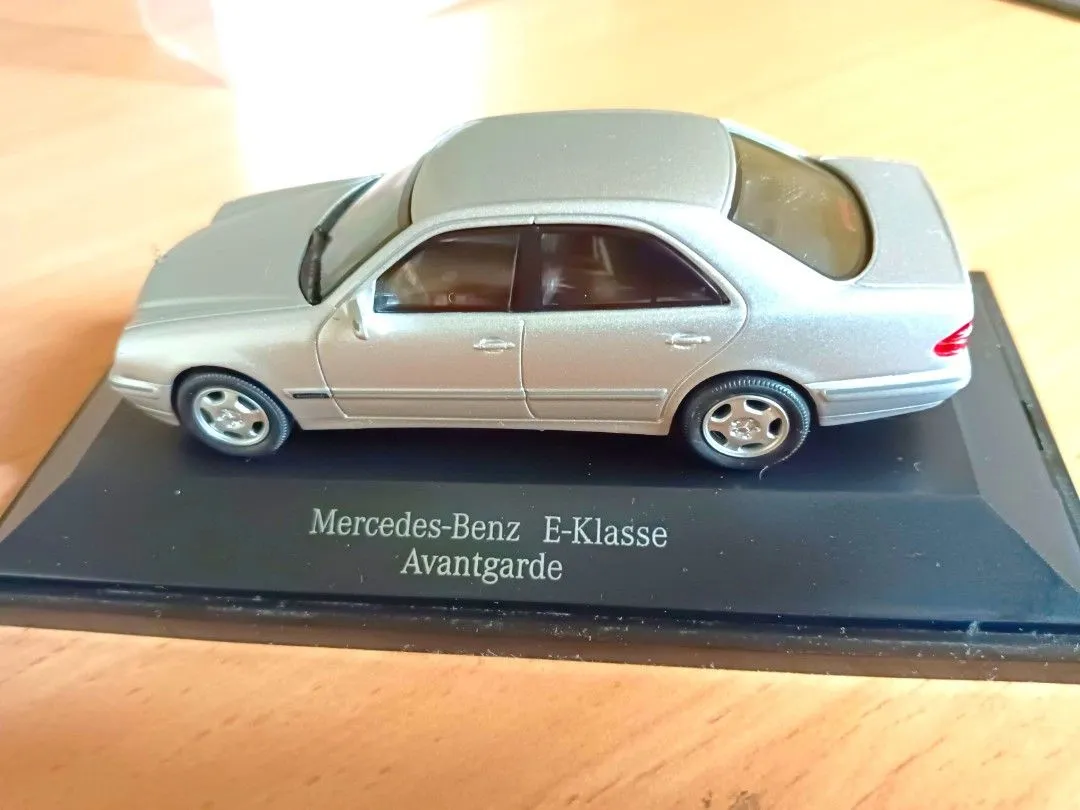 52434 mercedes w203 diecast model3