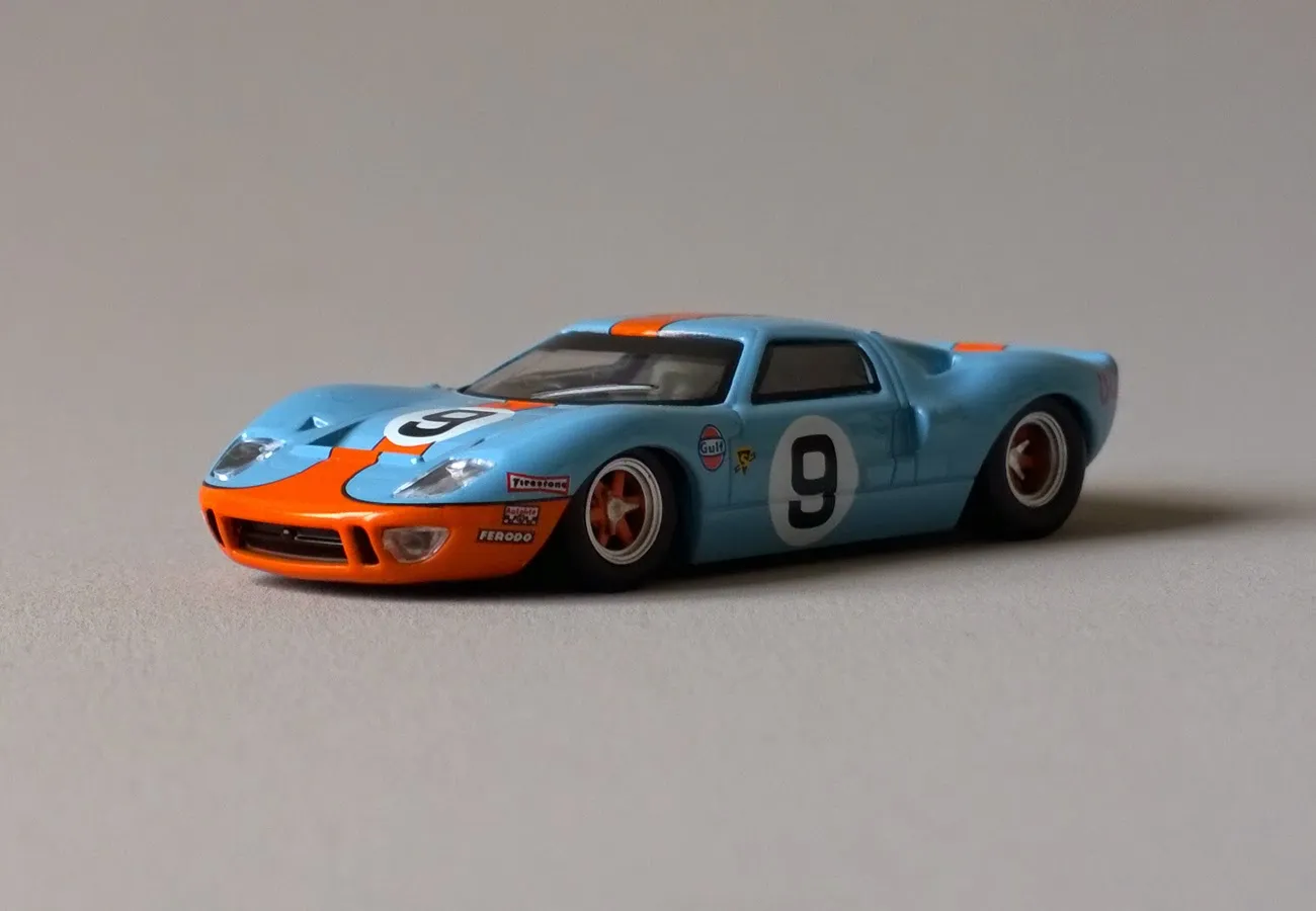 52437 ford gt40 mk1 diecast