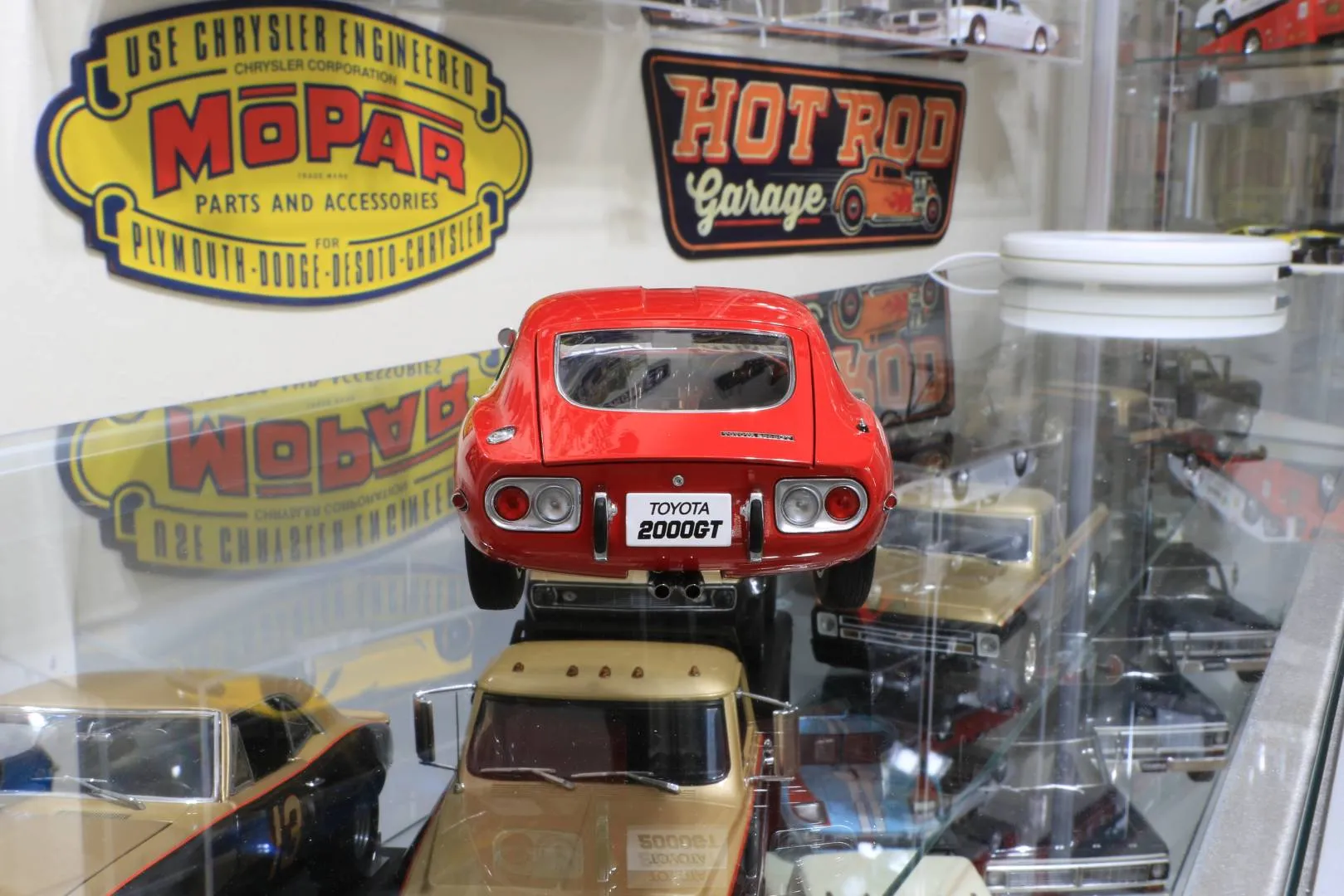 52440 toyota 2000gt diecast model packaging