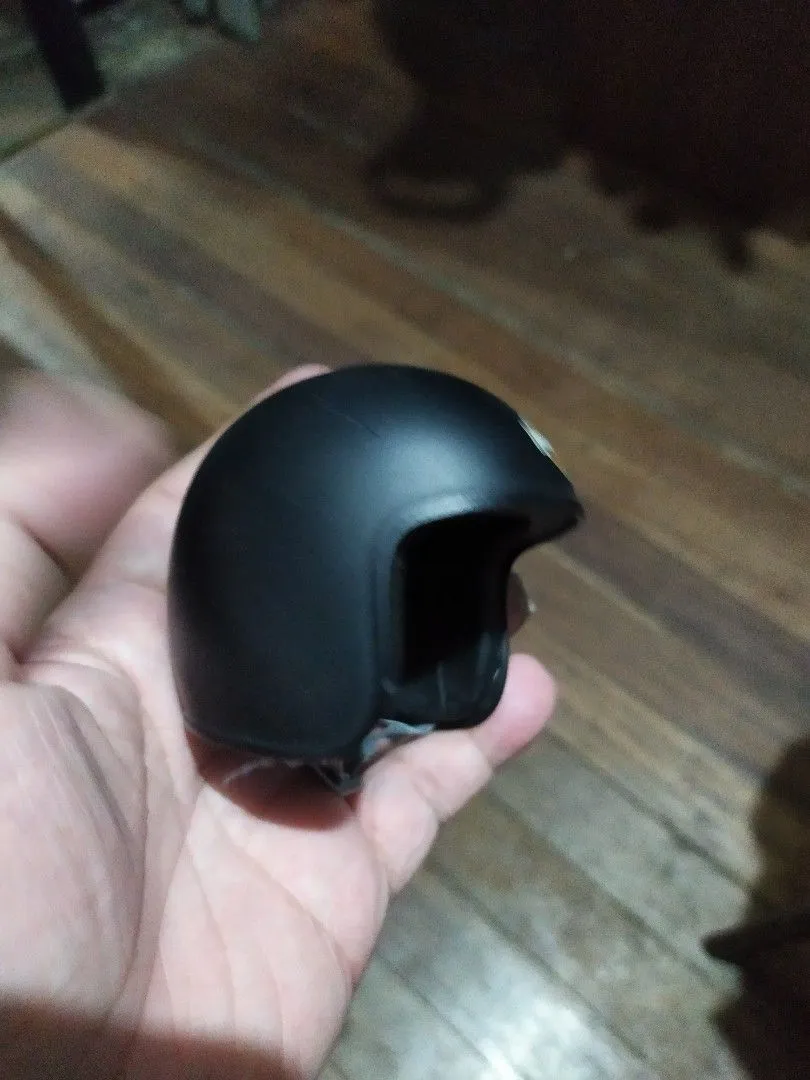52441 helmet diecast details