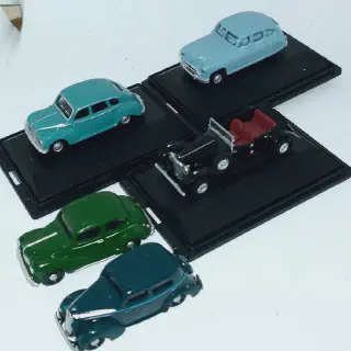 /img/52452-diecast-models-oxford-community.webp