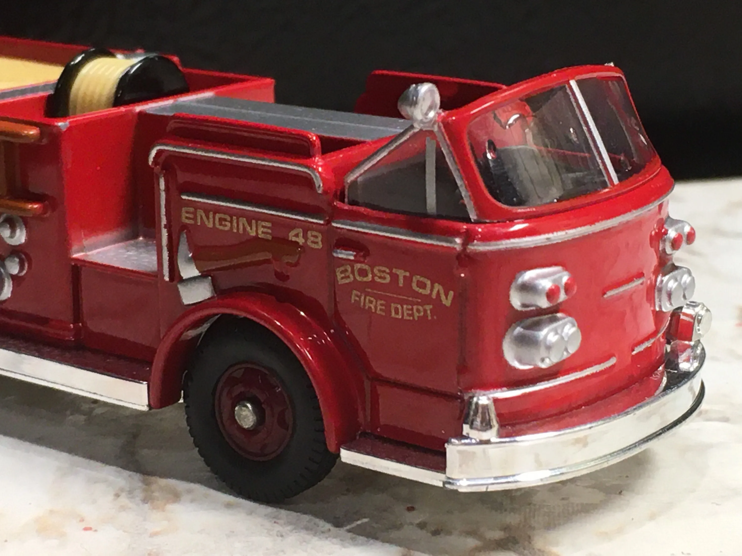 52477 diecast fire truck detail