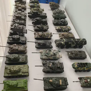 /img/52478-diecast-model-collector-club.webp