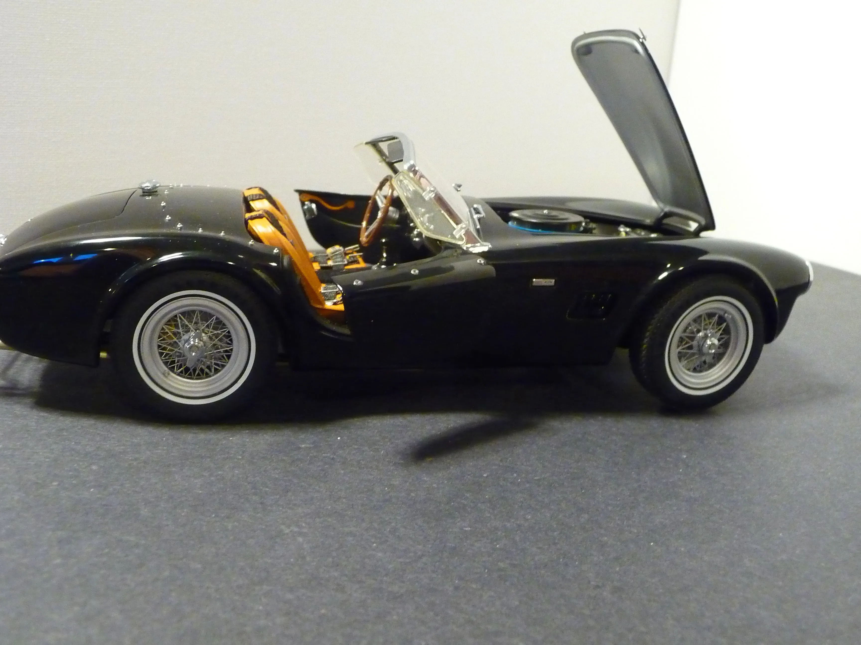 52482 cobra diecast condition