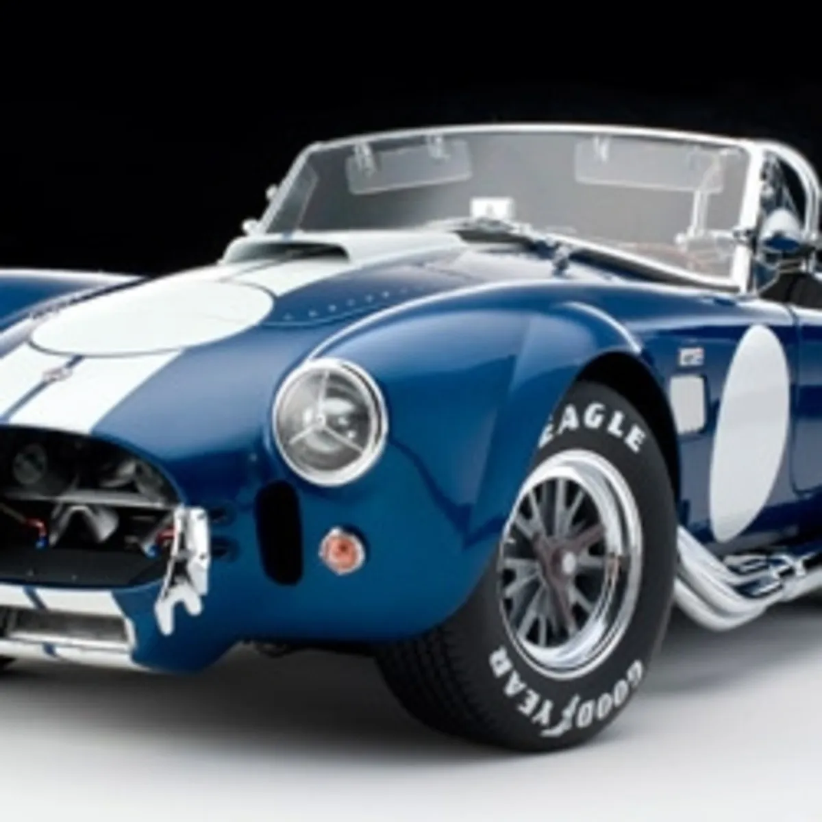 52482 cobra diecast material