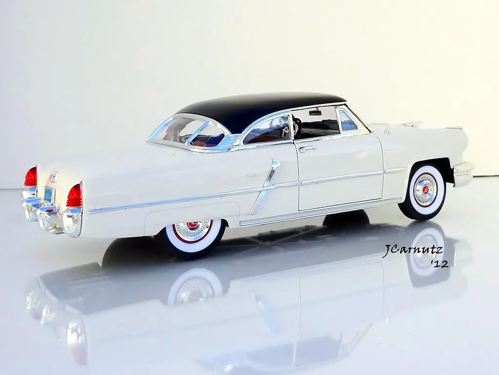 /img/52485-diecast-model-purchase.webp