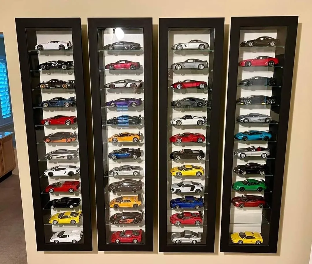 52486 diecast model display arrangement