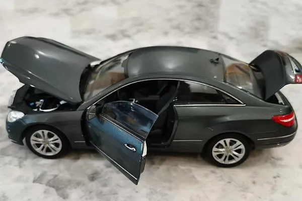 52488 mercedes e200 w213 diecast