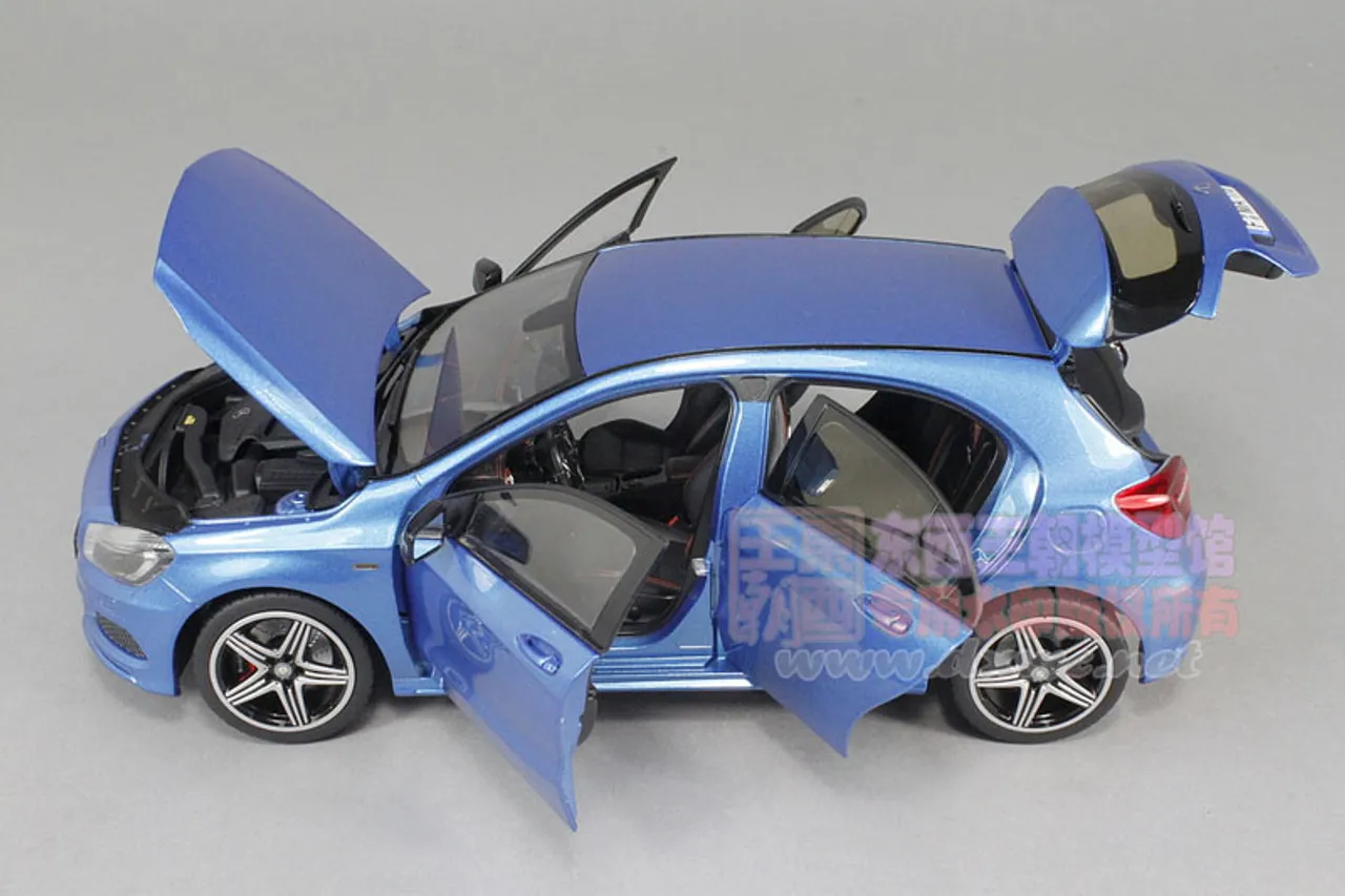 52492 mercedes a250 diecast intro