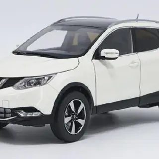 /img/52495-diecast-qashqai-display.webp