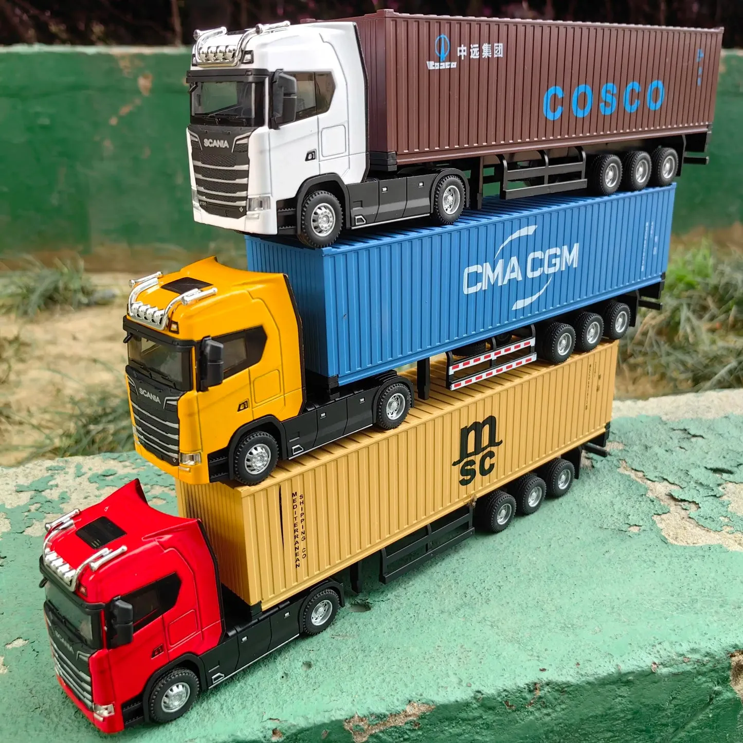52516 diecast model truck detailing