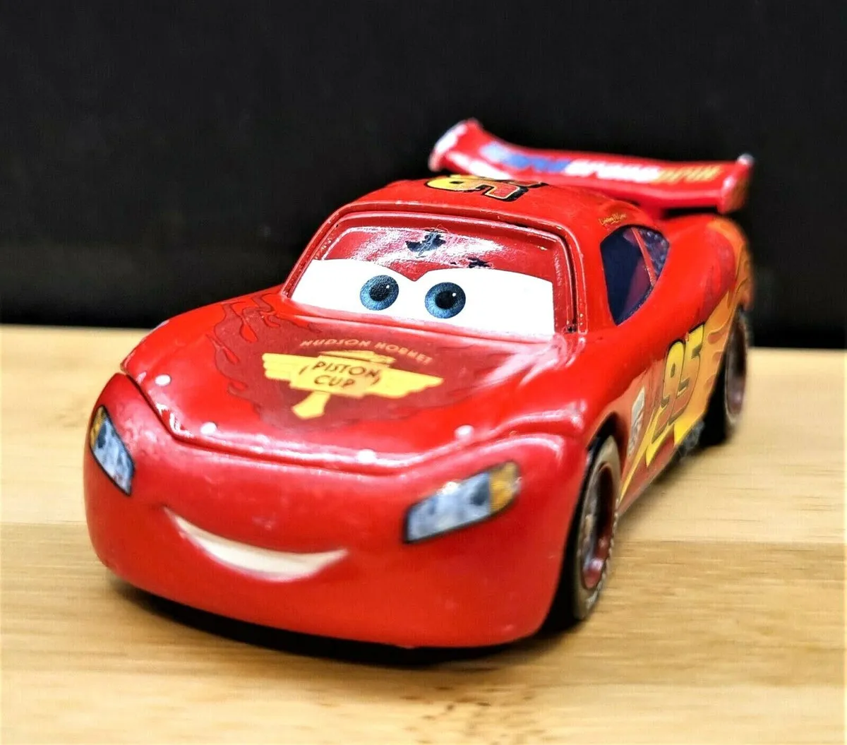 52521 lightning mcqueen interior enhancements