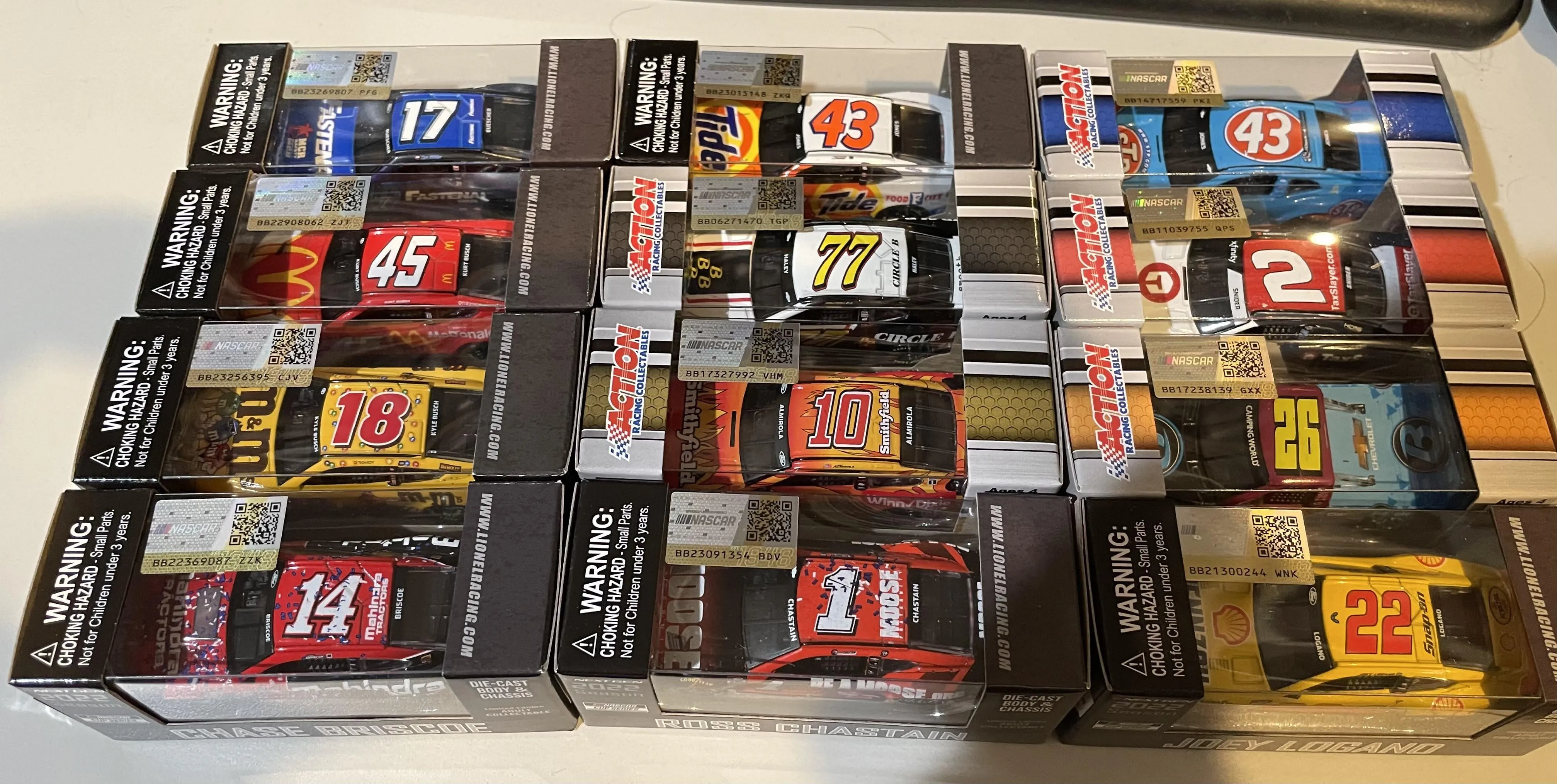 /img/52549-nascar-diecast-black-friday-deals.webp