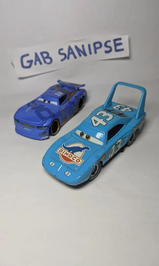 52560 cruz ramirez diecast