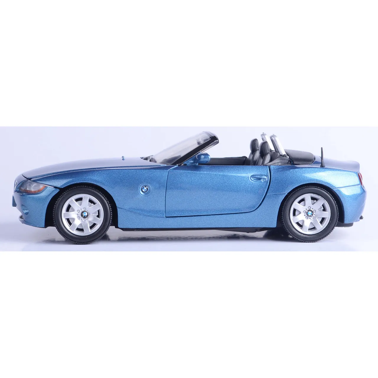 52586 diecast model scale detail