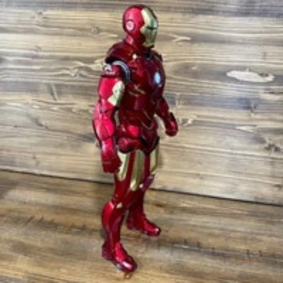 52608 iron man mark 4 hot toys diecast diecast advantage