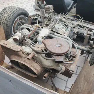 /img/52615-gt40-diecast-display.webp