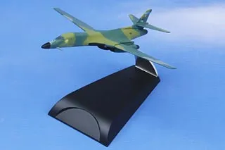 /img/52620-diecast-display.webp