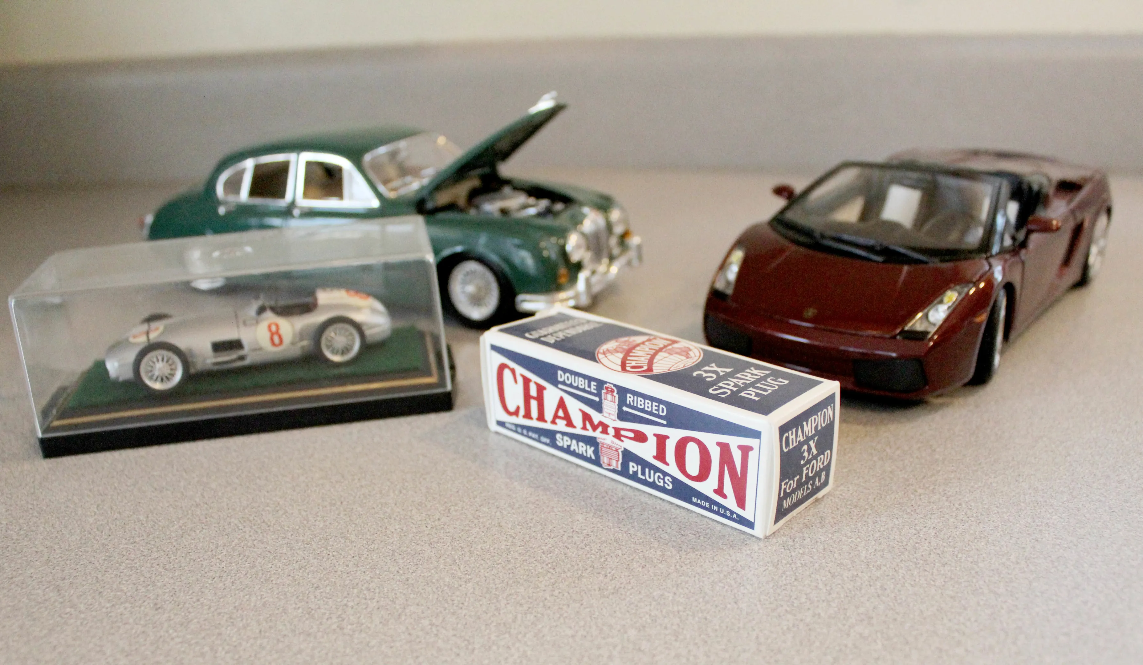 /img/52665-diecast-cars-toronto-online-market.webp