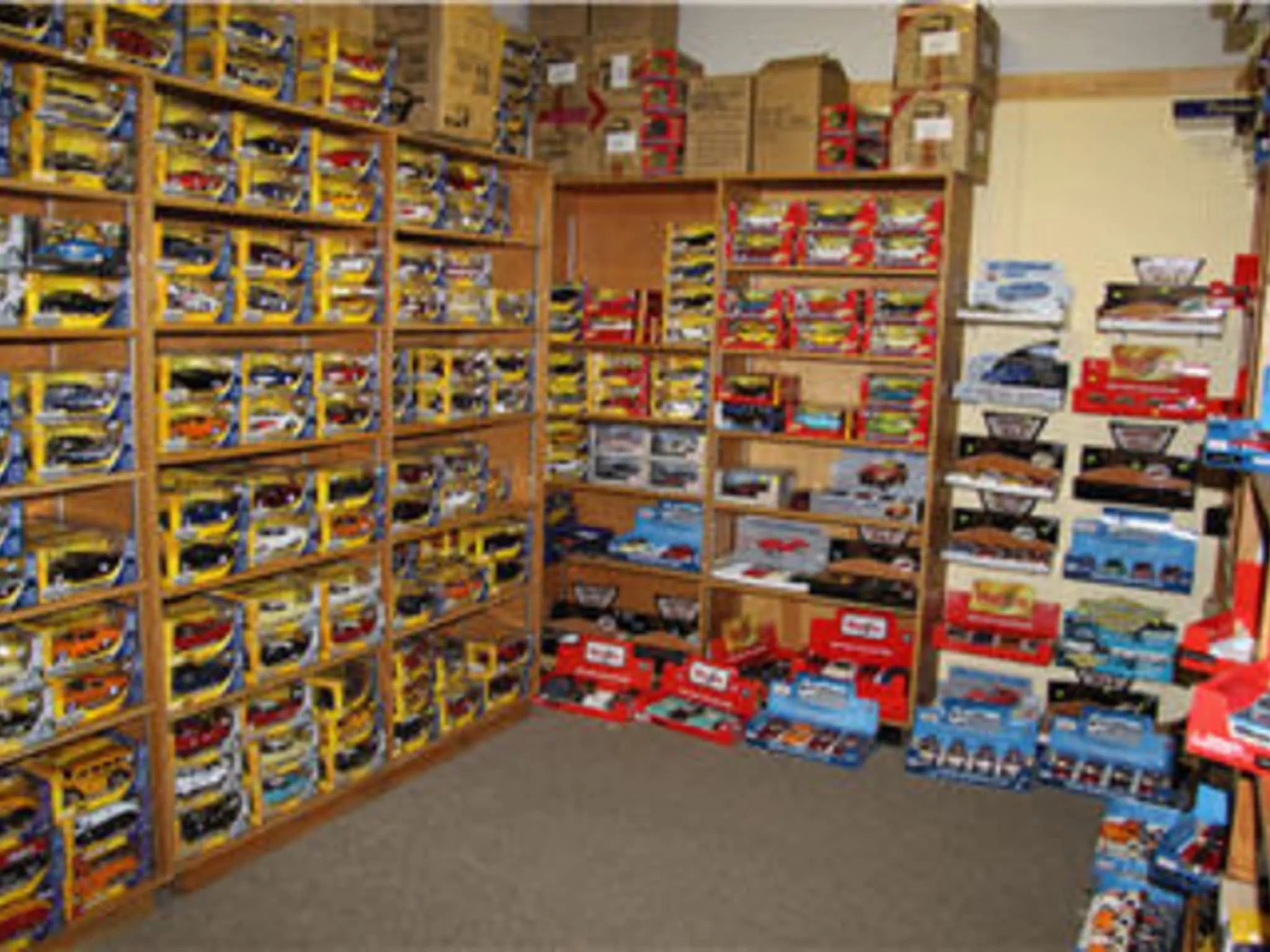 /img/52686-diecast-collection-display.webp