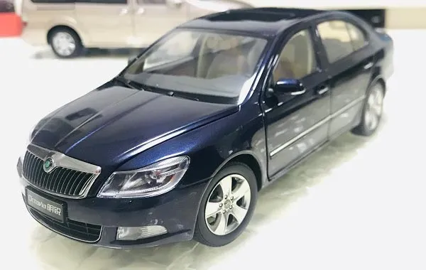 52687 authentic skoda octavia model