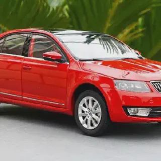 /img/52687-diecast-model-cleaning.webp