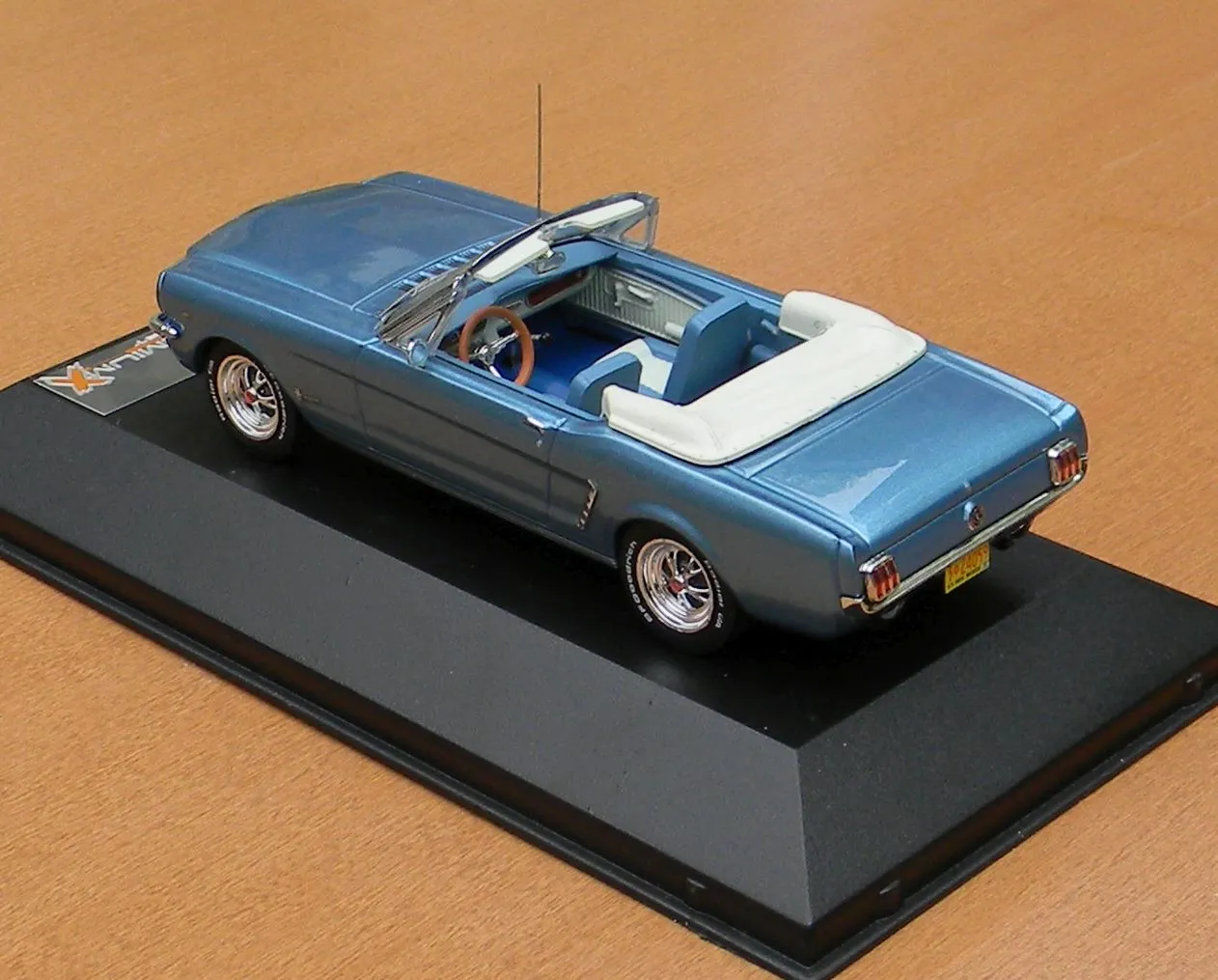 52706 modern ford mustang diecast