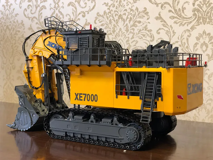 52715 diecast metal excavator material