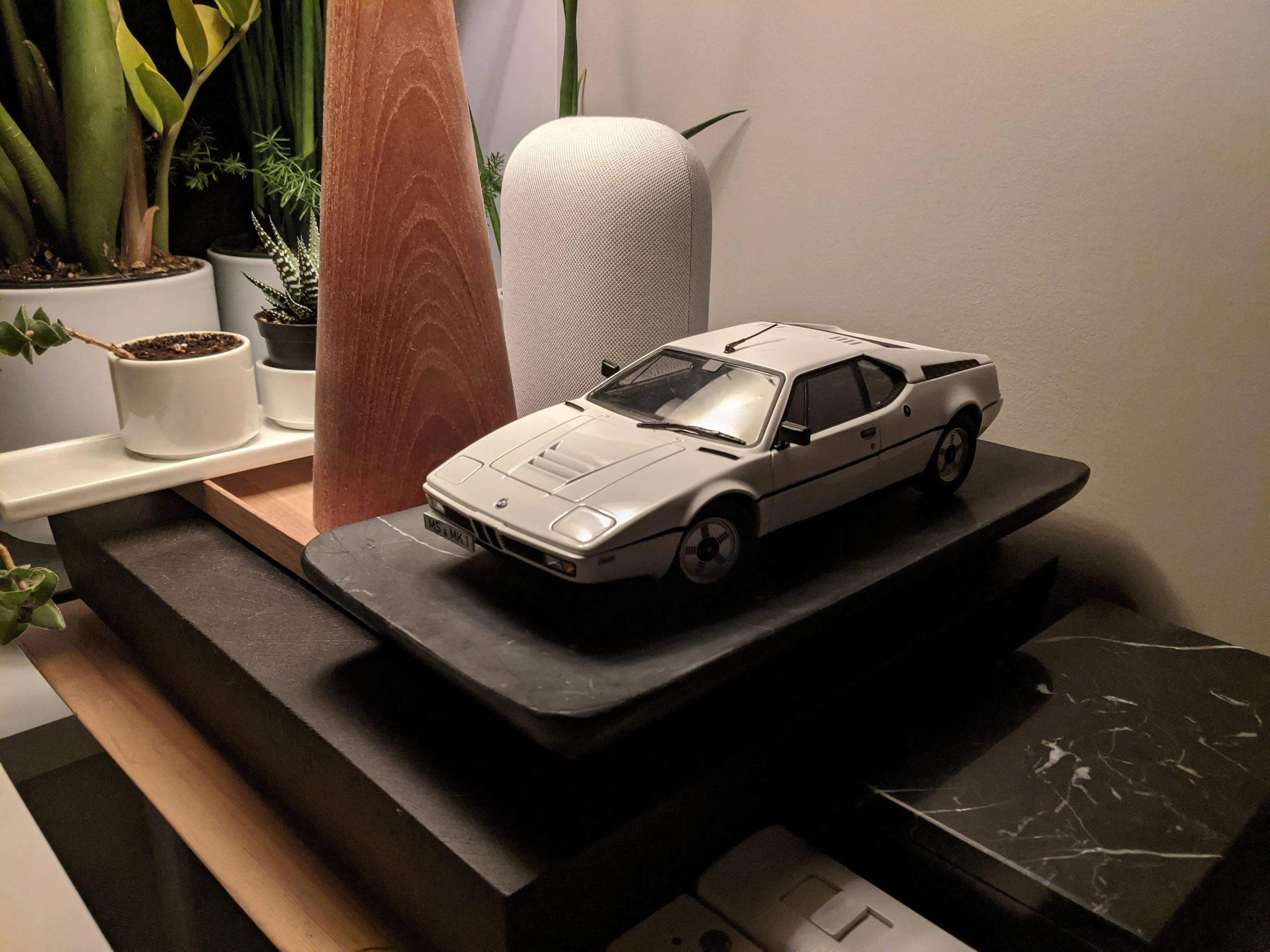 /img/52720-bmw-1-series-diecast-model5.webp